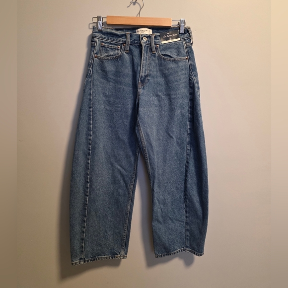 Abercrombie & Fitch Denim - Abercrombie & Fitch NWT The Barrel Jean Sold Out At Store